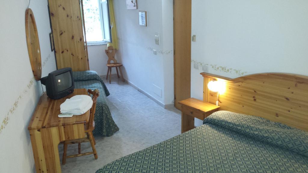 Hotel Castiglione Forio di Ischia Pokój zdjęcie